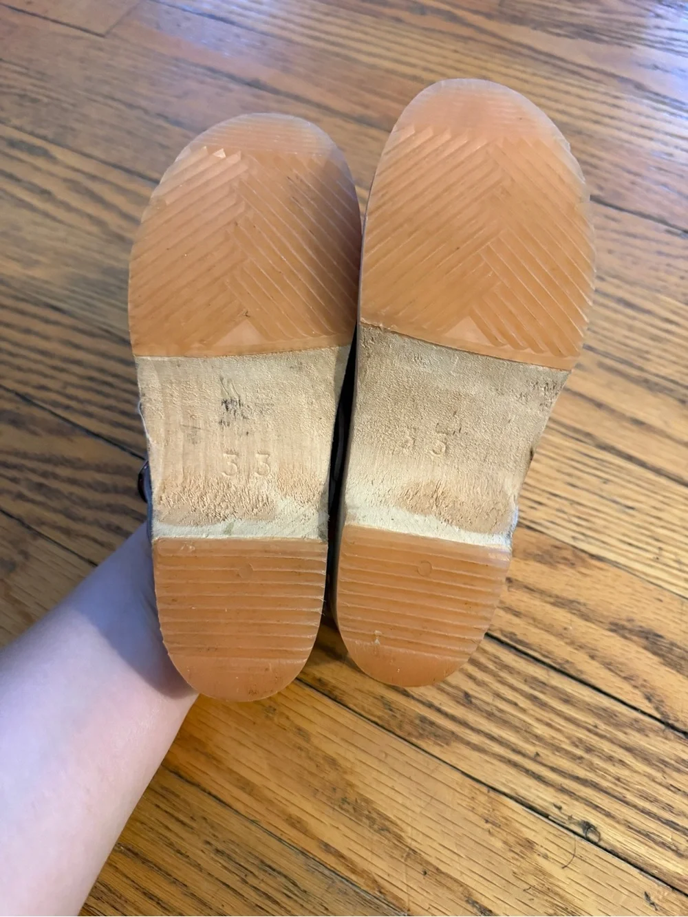 Cape Clogs comfortable slip